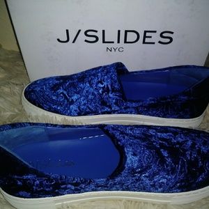 JSlides Navy Crushed Velvet Slip on